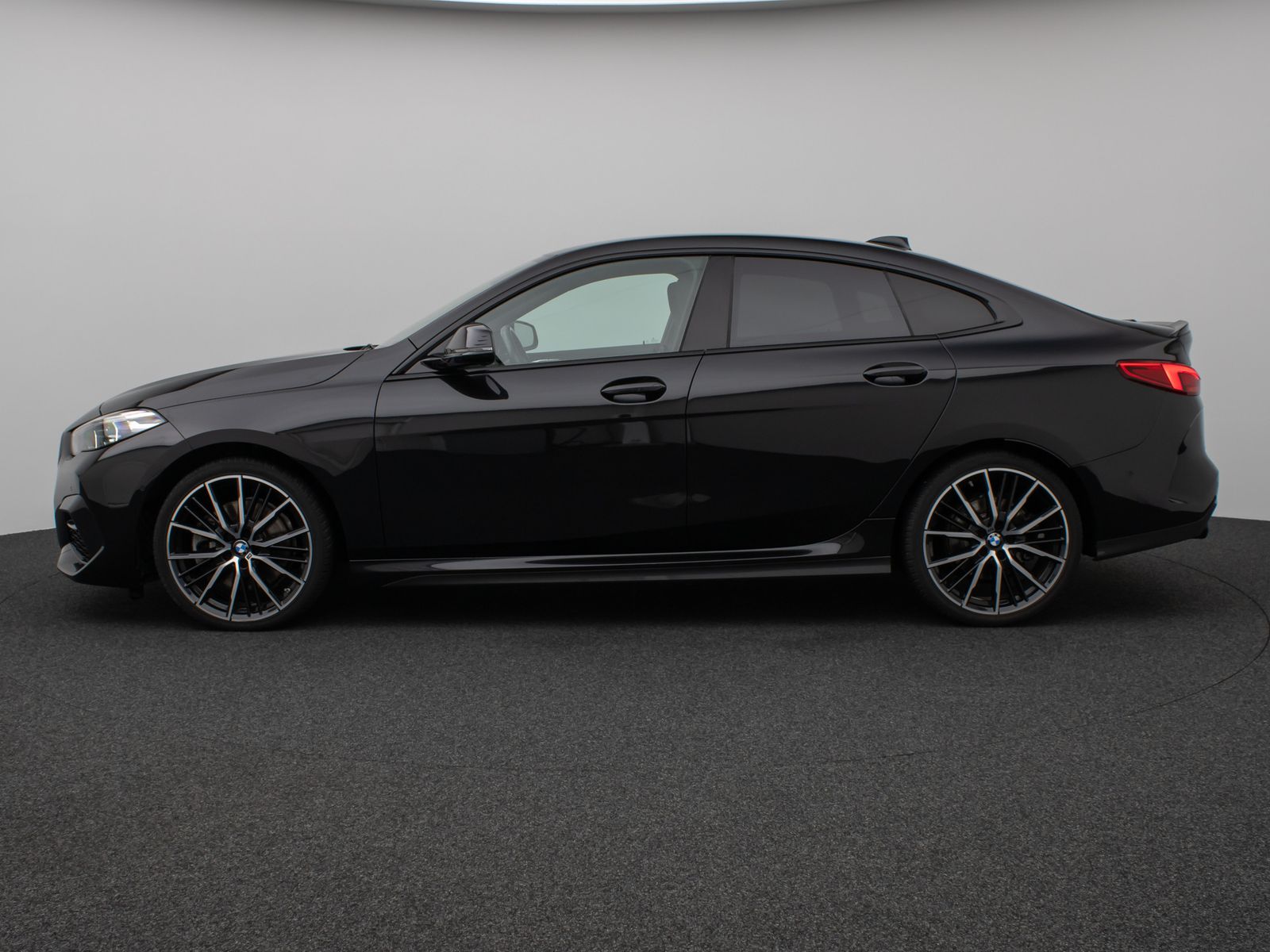 Fahrzeugabbildung BMW 220i Gran Coupé M Sport Kamera DAB HiFi 19Zoll