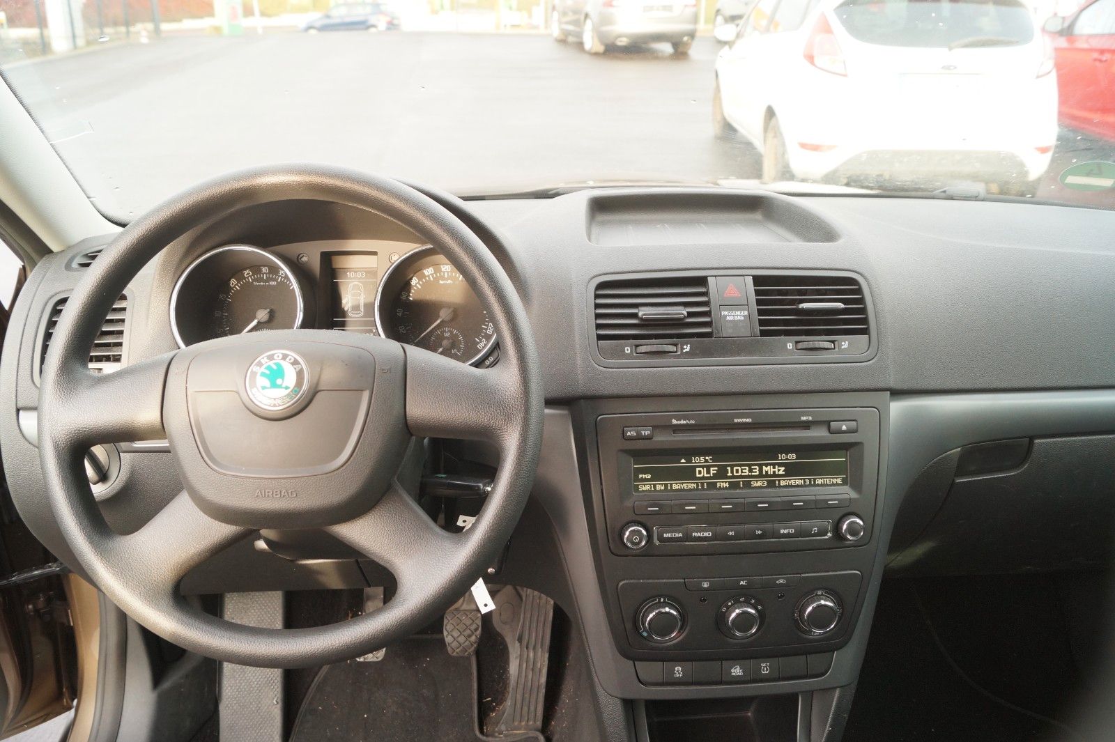 Fahrzeugabbildung SKODA Yeti 2.0 TDI Active 4x4