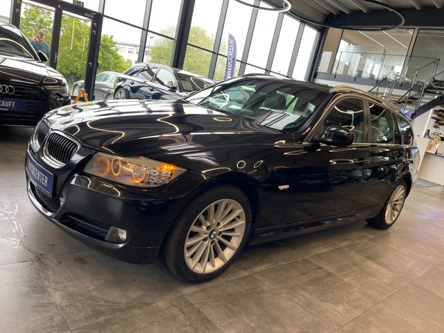 BMW Touring 330d xDrive *PANO*NAVI*PDC*SZHZ*LEDER*