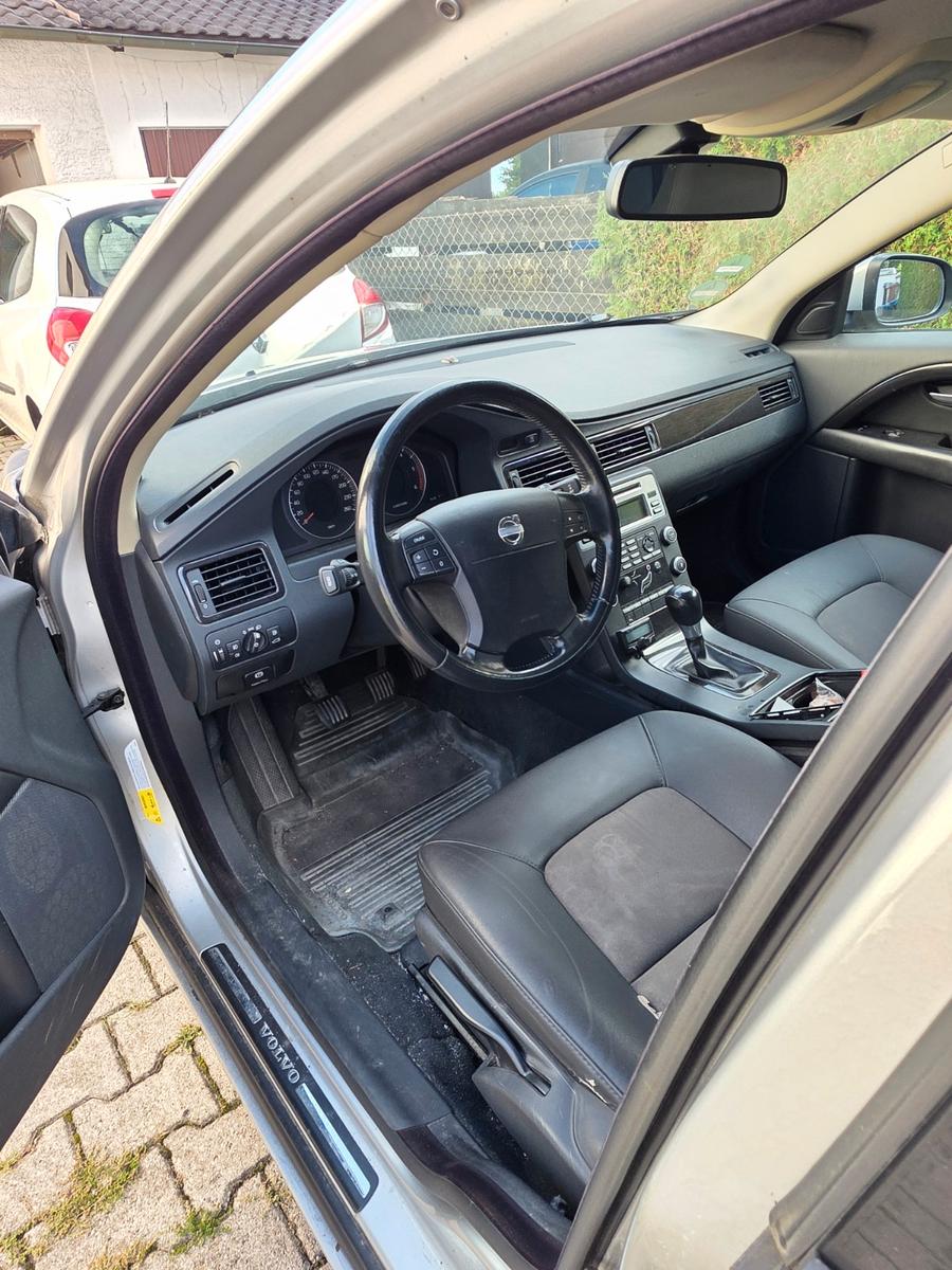 Volvo V70 2008 — photo 7