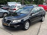 Volkswagen Passat Variant 2.0 TDI Klima Leder Navi STHZ AHK - Volkswagen Passat aus 2006