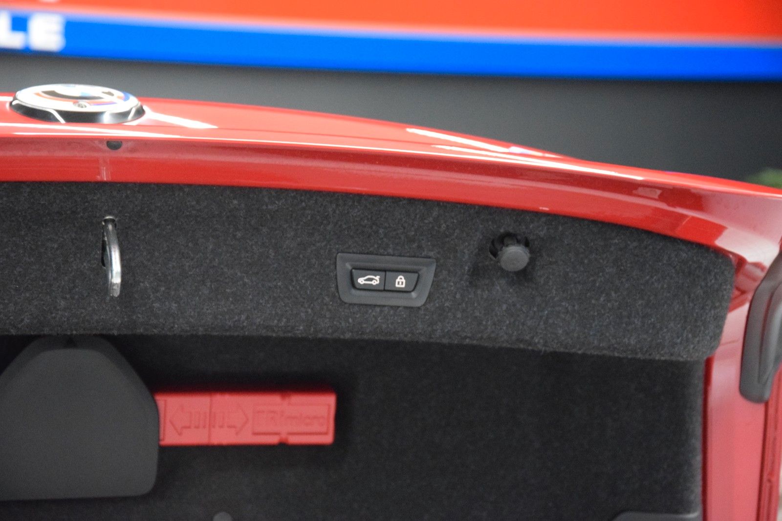 Fahrzeugabbildung BMW M4 Coupe xDrive Competition 50 Jahre Edition