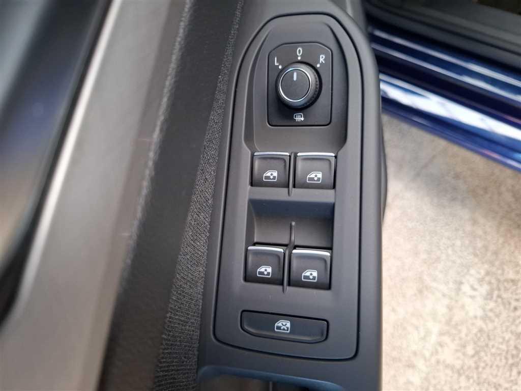Volkswagen Golf Variant Life 2.0 TDI DSG Navi AHK, миниатюра 15
