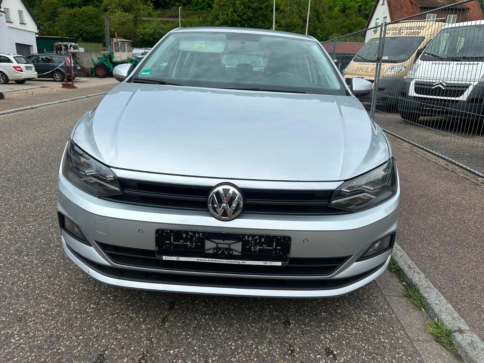 Volkswagen Polo VI Trendline