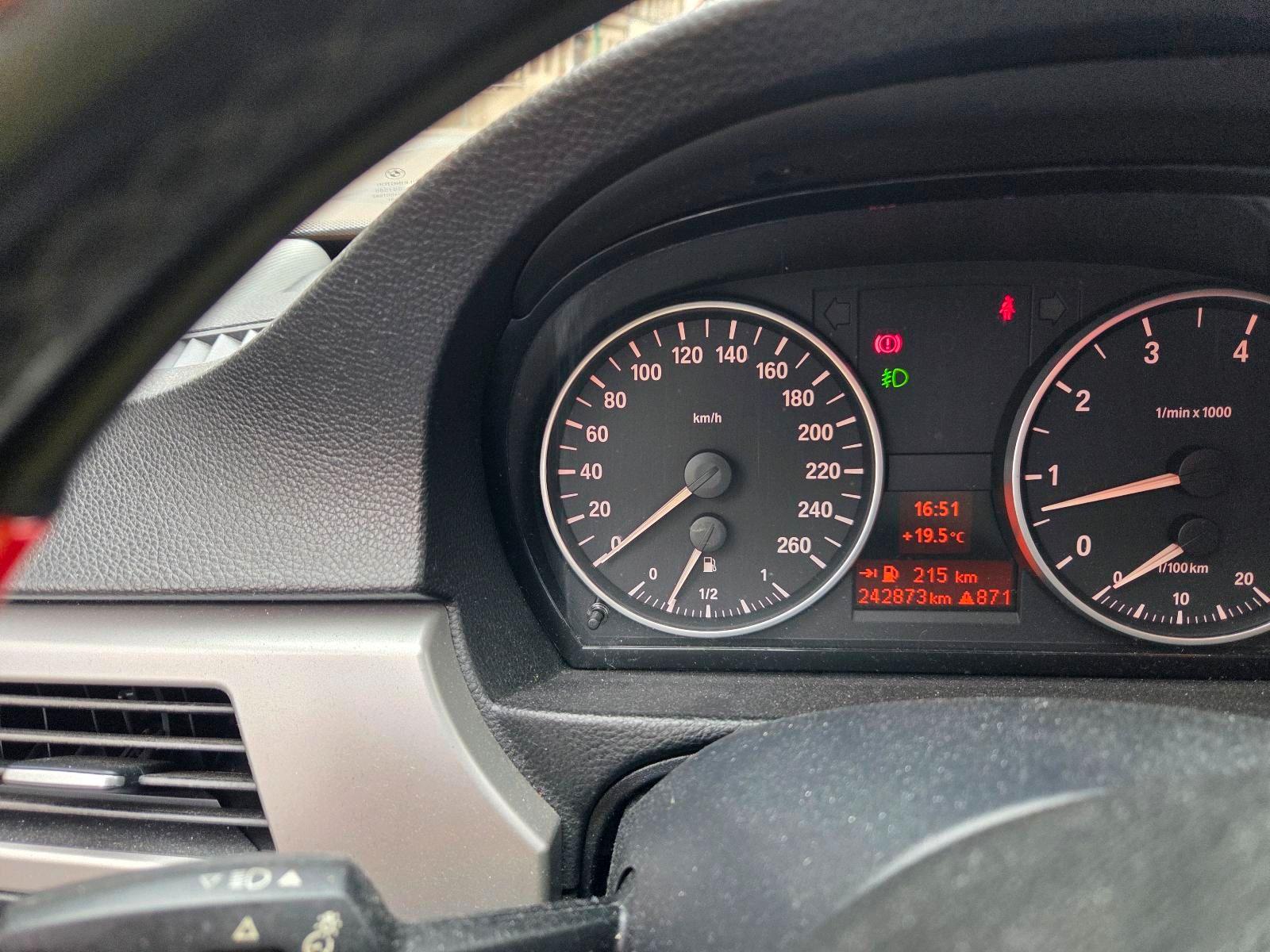 BMW 318 2006 — engine 143 HP (105kW)