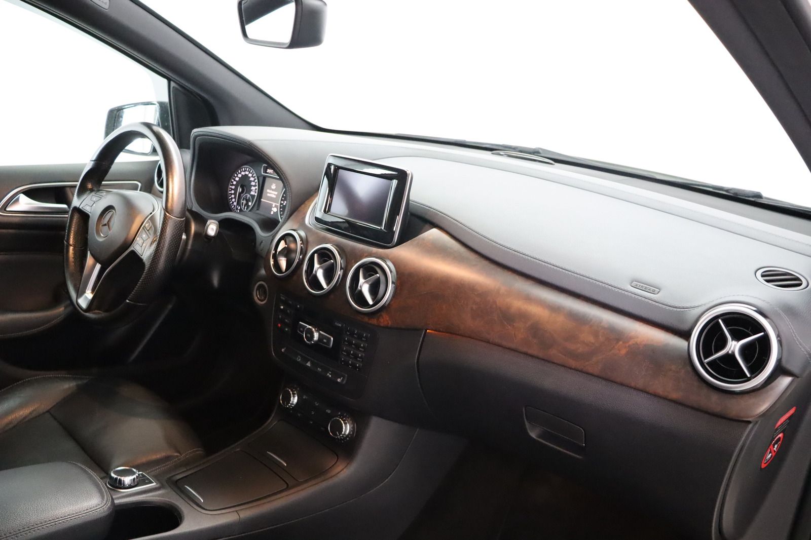 Fahrzeugabbildung Mercedes-Benz B 200 CDI BlueEFFICIENCY * DIS * ILS * Leder *
