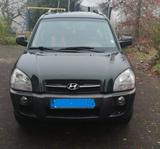 Hyundai TUCSON 2.0 CRDi VGT GLS 2WD GLS - Hyundai TUCSON Gls mit Diesel-Antrieb