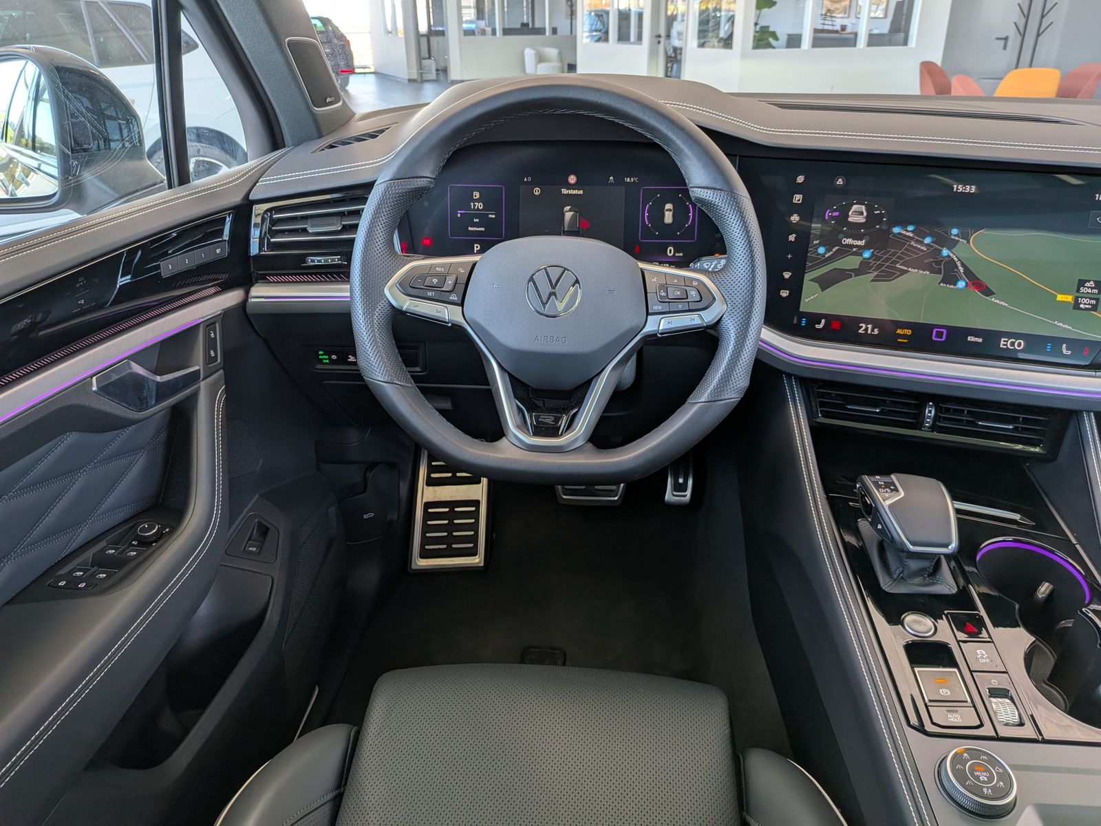 Fahrzeugabbildung Volkswagen Touareg 3.0TDI 4M R-Line VOLL Black 22" UPE 114T