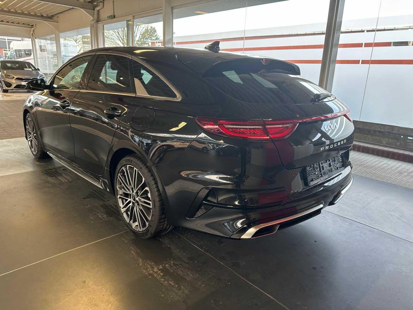 Kia PROCEED 1.5T DCT7 GTL TEC GD 18Z LEDER