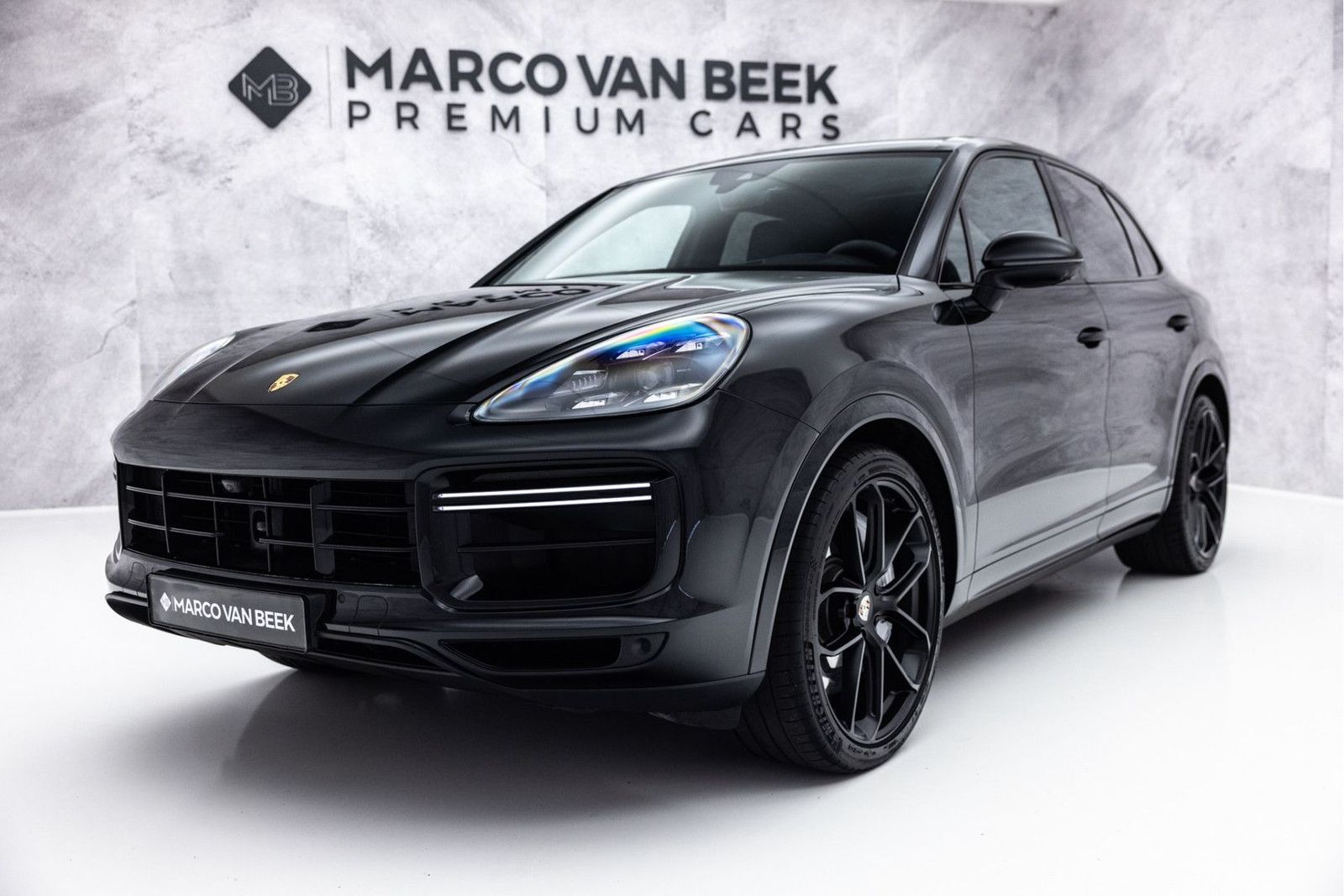 PORSCHE Cayenne 4.0 Turbo | Pano | 4W Sturing | 22" GT |