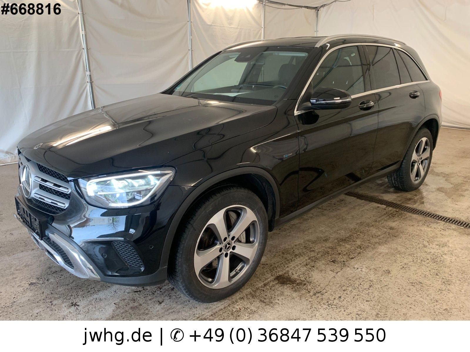 MERCEDES-BENZ GLC 300 e 4M LED 19" Navi+ Kam Tempo Carplay SiH