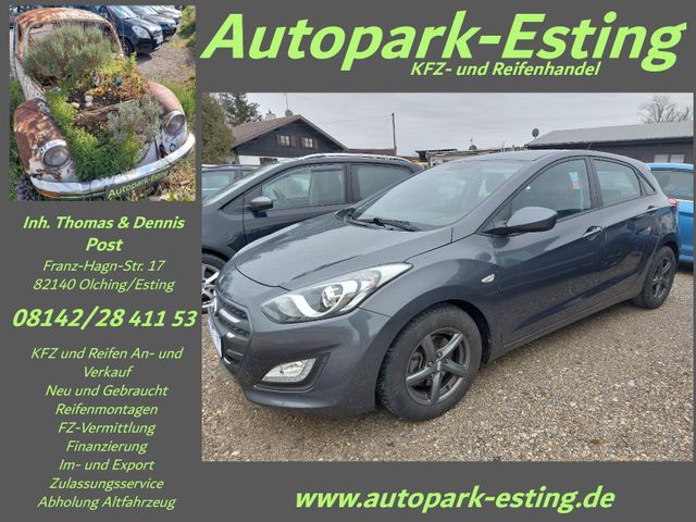 Hyundai i30 blue Klima ShzPdcAluAllwetter nur33.500km