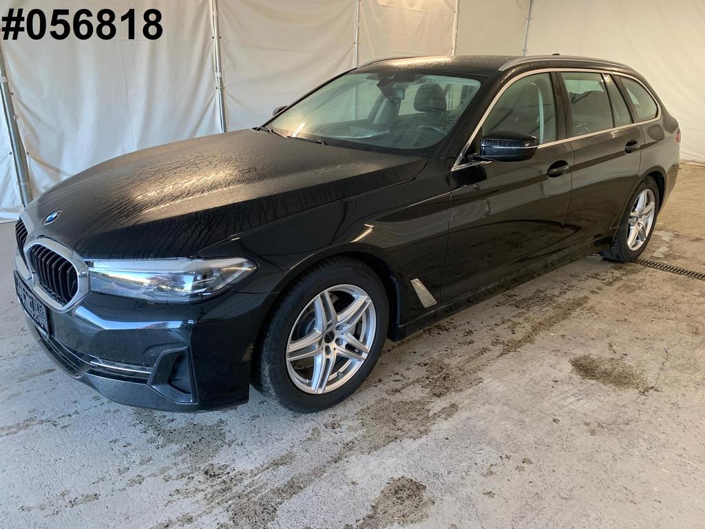 BMW 520d Touring LEDNAVILEDERDAB 2020