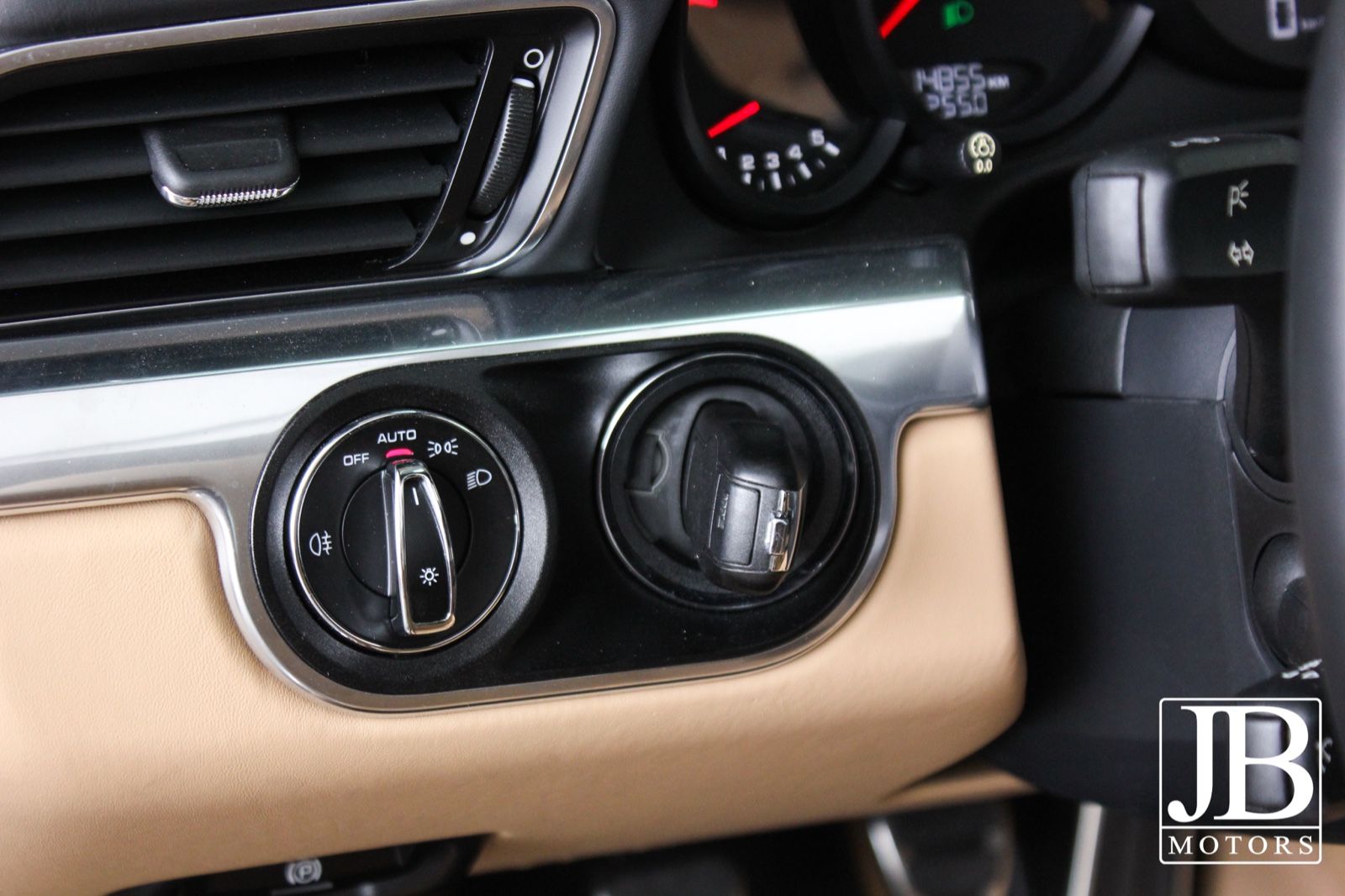 Fahrzeugabbildung Porsche 991 Targa 4 Approved BOSE Schalter