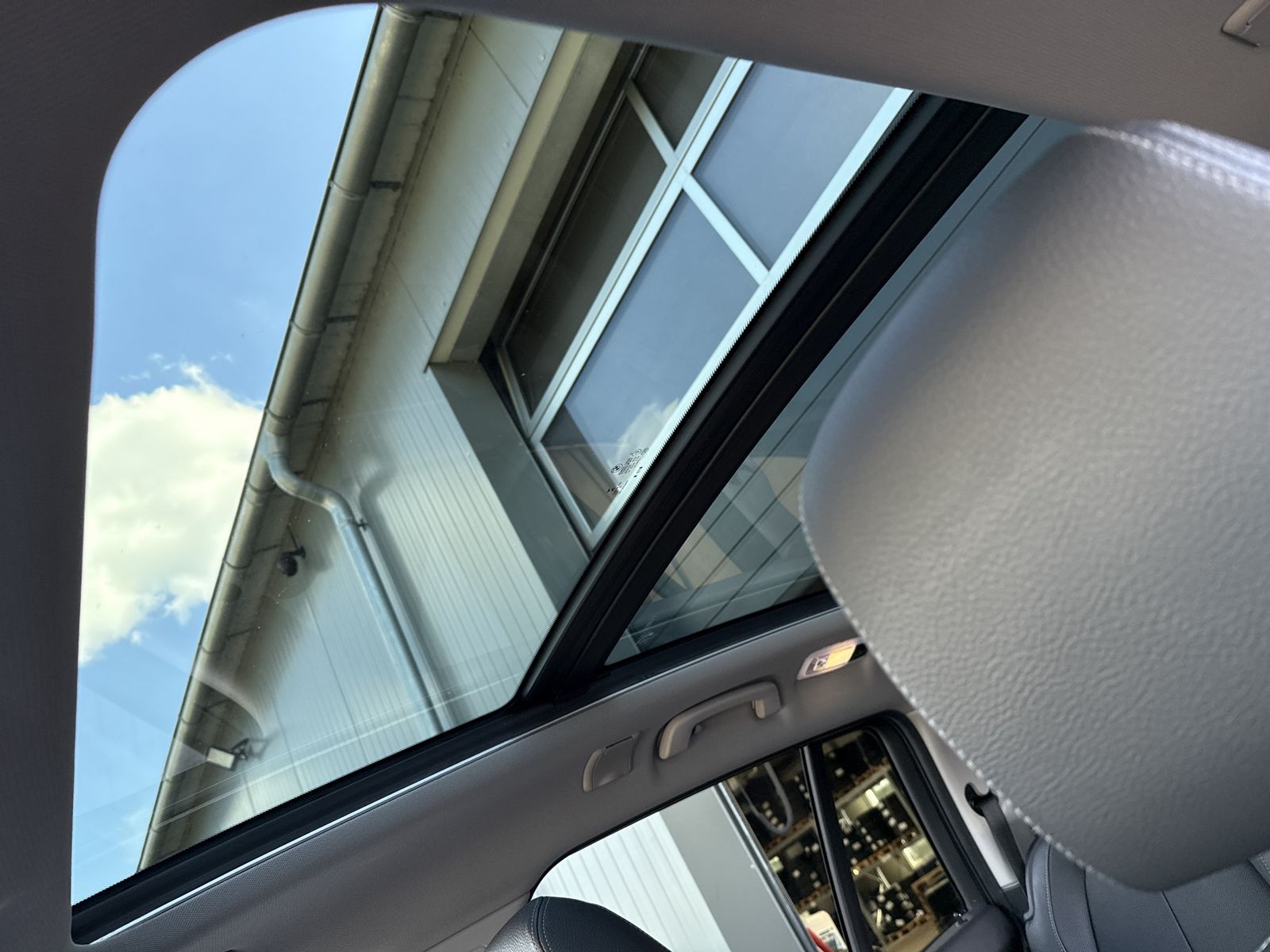 Fahrzeugabbildung BMW 220d Gran Tourer xD Sport-Line 7-Sitzer NAV+PANO