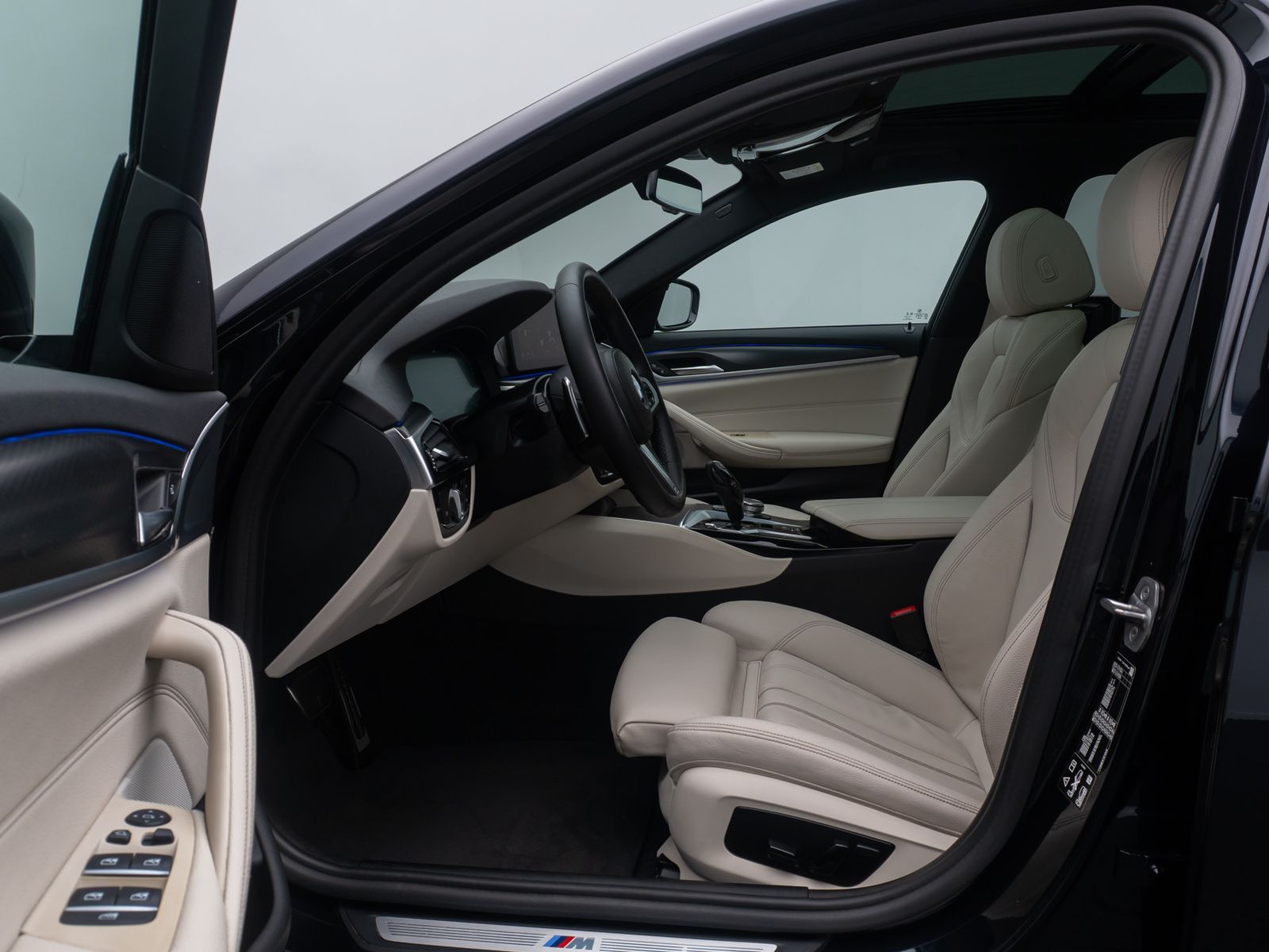 Fahrzeugabbildung BMW 540d xD M Sport FondEnt Kamera HiFi Panorama TV