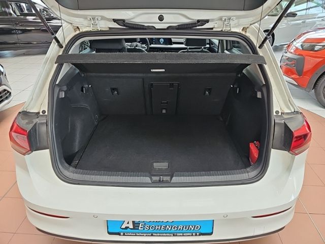 Fahrzeugabbildung Volkswagen Golf 1.0 TSI Active NAVI ACC SHZ RFK GJR