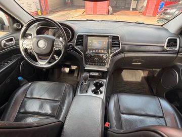 Jeep Grand Cherokee - 9