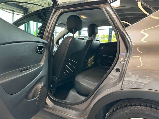 MYAUTOCENTER – Gebraucht- und Jahreswagen mit Werkstattservice in Pfaffenhofen Renault Captur Luxe *AHK*Klima*Sitzh*Navi*