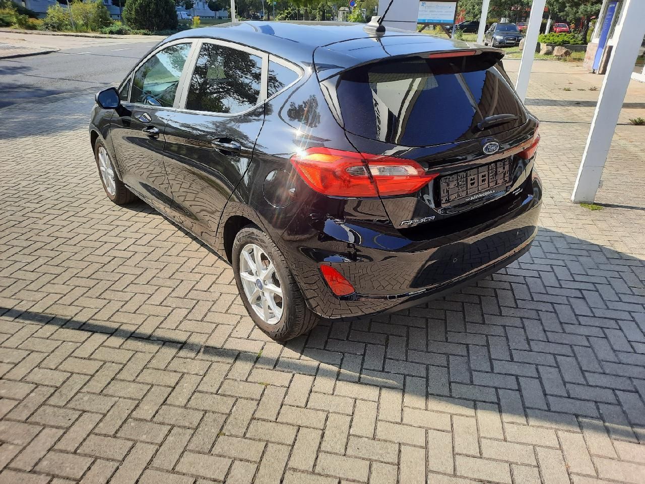 Fahrzeugabbildung Ford Fiesta Titanium