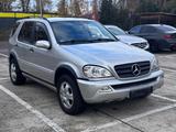 Mercedes-Benz Mercedes ML, 270 - Mercedes-Benz 270: M270