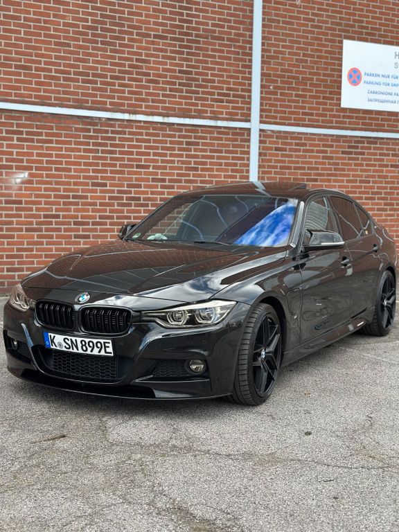 Image of BMW 330