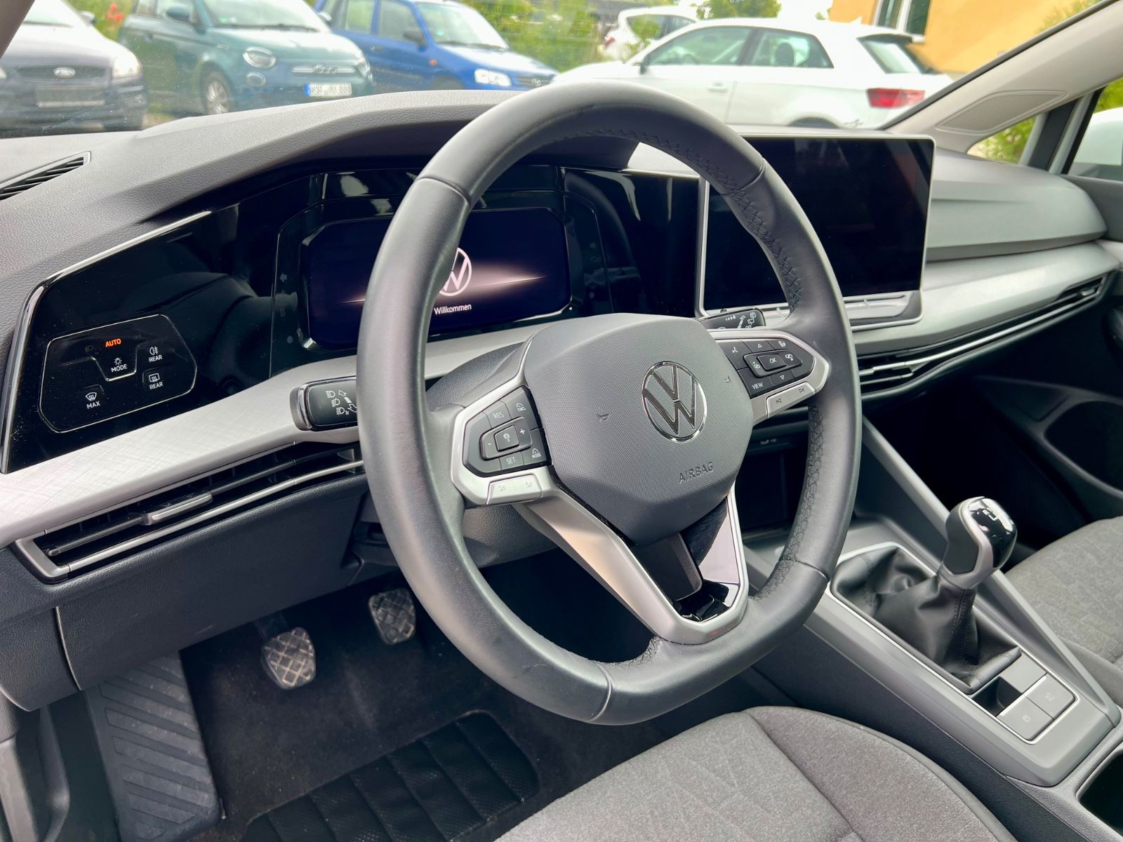VW Golf VIII Variant Life AAC GZJR SHZ CARPLAY