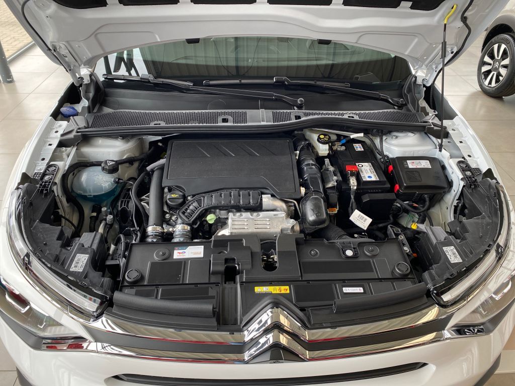 Fahrzeugabbildung Citroën C4 PureTech 130 S&S EAT8 MAX *Kälte-Paket*