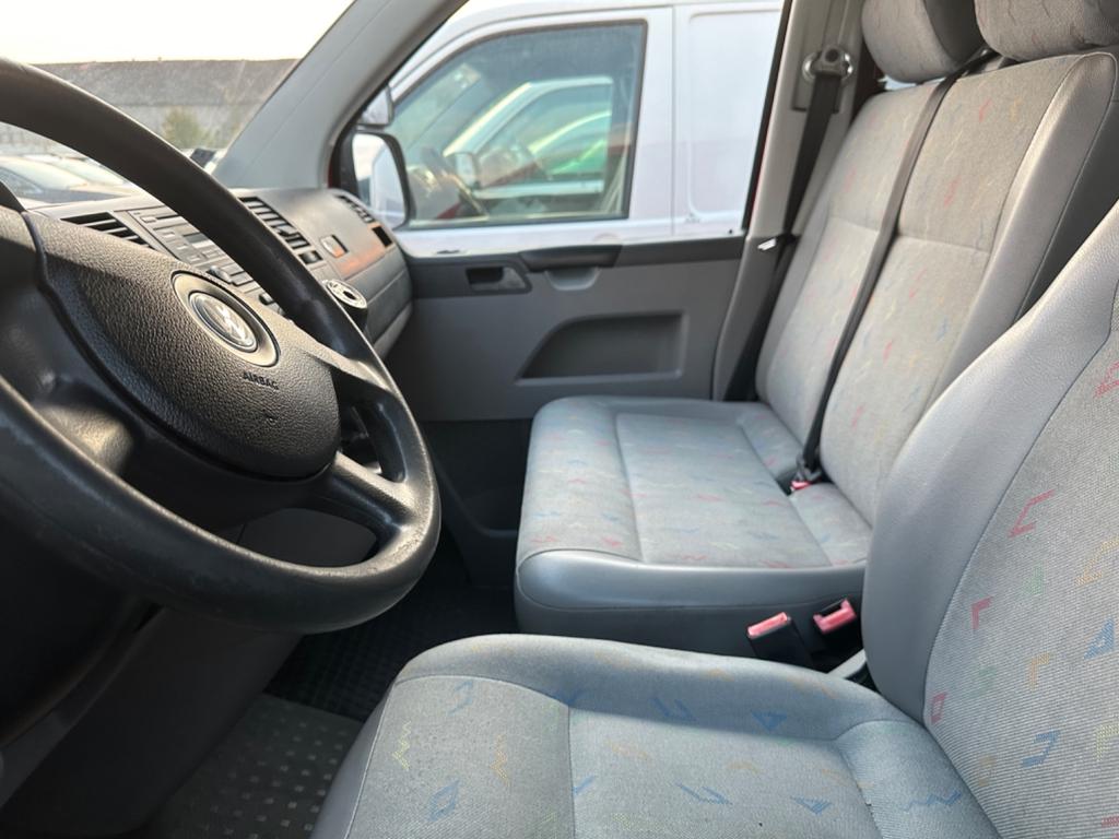 Volkswagen T5 Kombi