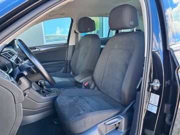 Volkswagen Tiguan - 11
