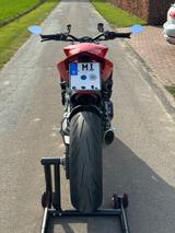 Ducati Streetfighter V2 955 - Ducati Streetfighter V2 S