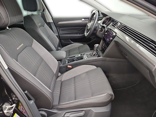 Volkswagen Passat Variant Alltrack REAR VIEW BUSINESS NAVI  foto 22