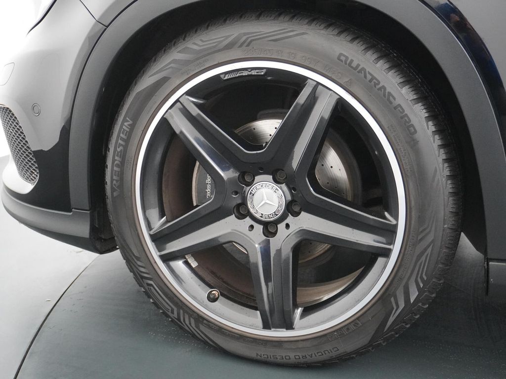 Mercedes-Benz GLA 180 AMG Night Edition Plus AMG Styling autom