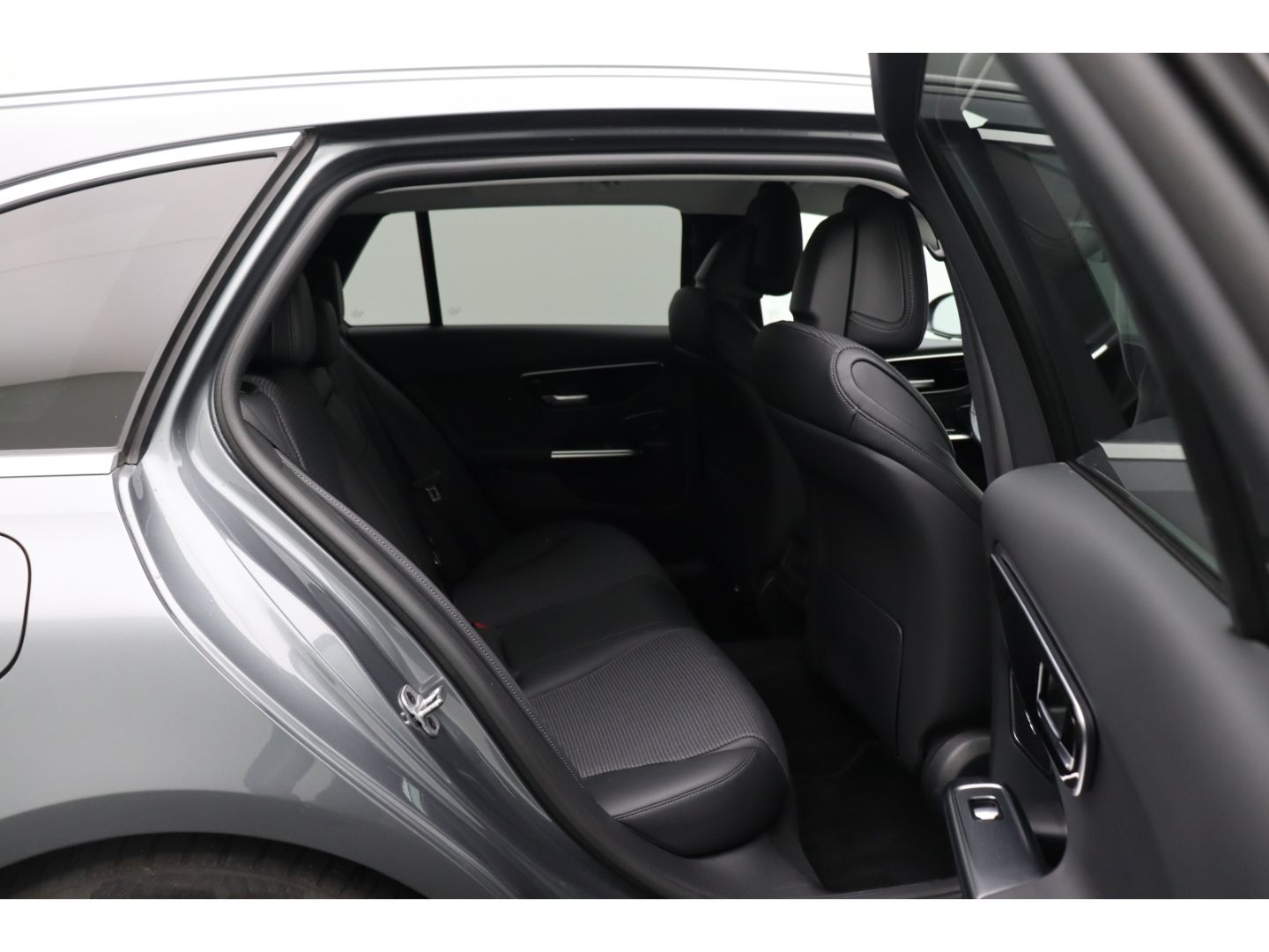 Fahrzeugabbildung Mercedes-Benz C 200 T-Modell LED ACC Digital Cockpit Soundsyst