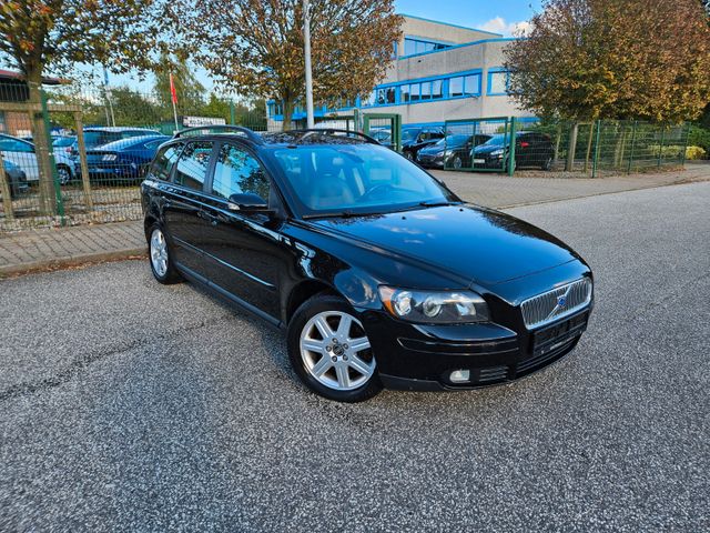 Volvo V50 Kombi 2.4 Momentum LPG GAS-AHK-KLIMA-TÜV NEU