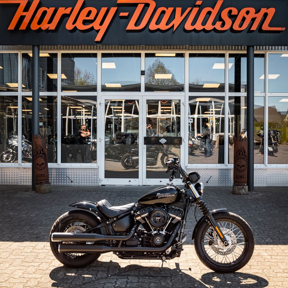 Fahrzeugabbildung Harley-Davidson STREET BOB FXBB - Heckumbau 200er Hinterreifen