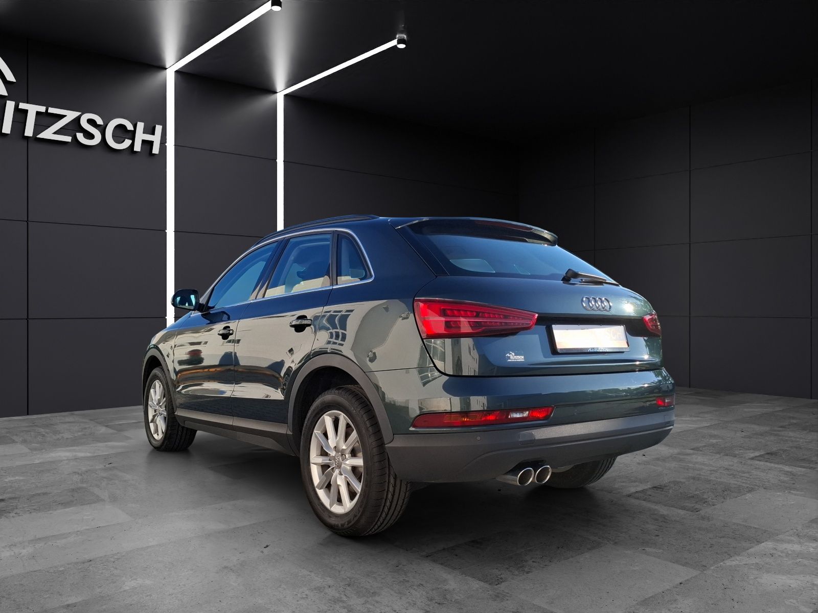 Fahrzeugabbildung Audi Q3 TDI LED AHK GRA PDC SH LM