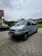 Volkswagen T4 2,5-l TDI lang 180000km  - Volkswagen T4 Caravelle aus 2003