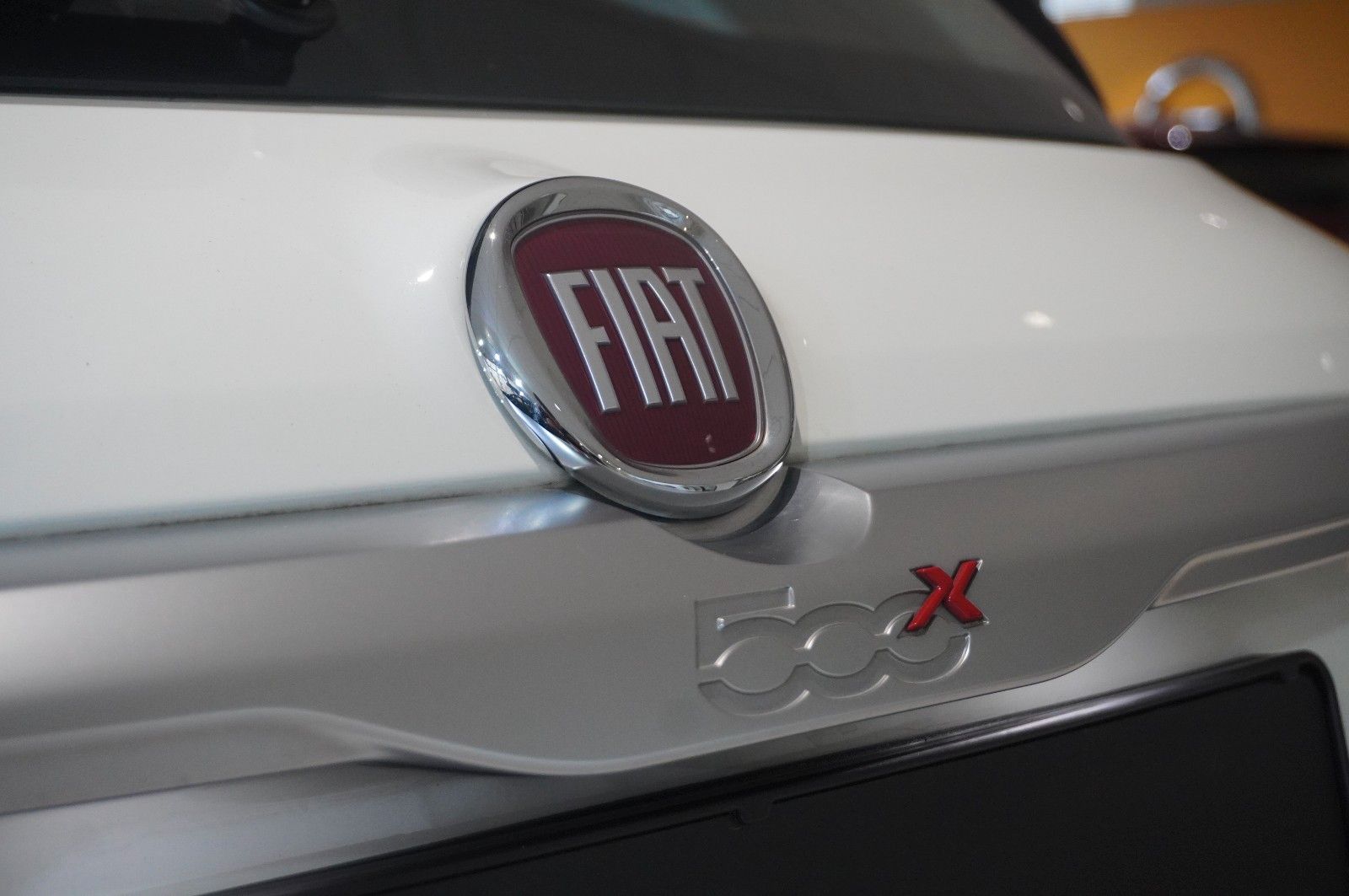 Fahrzeugabbildung Fiat 500X 1.3T CROSS DCT NAVI/LED/PDC/SPORT/TEMP/DAB+