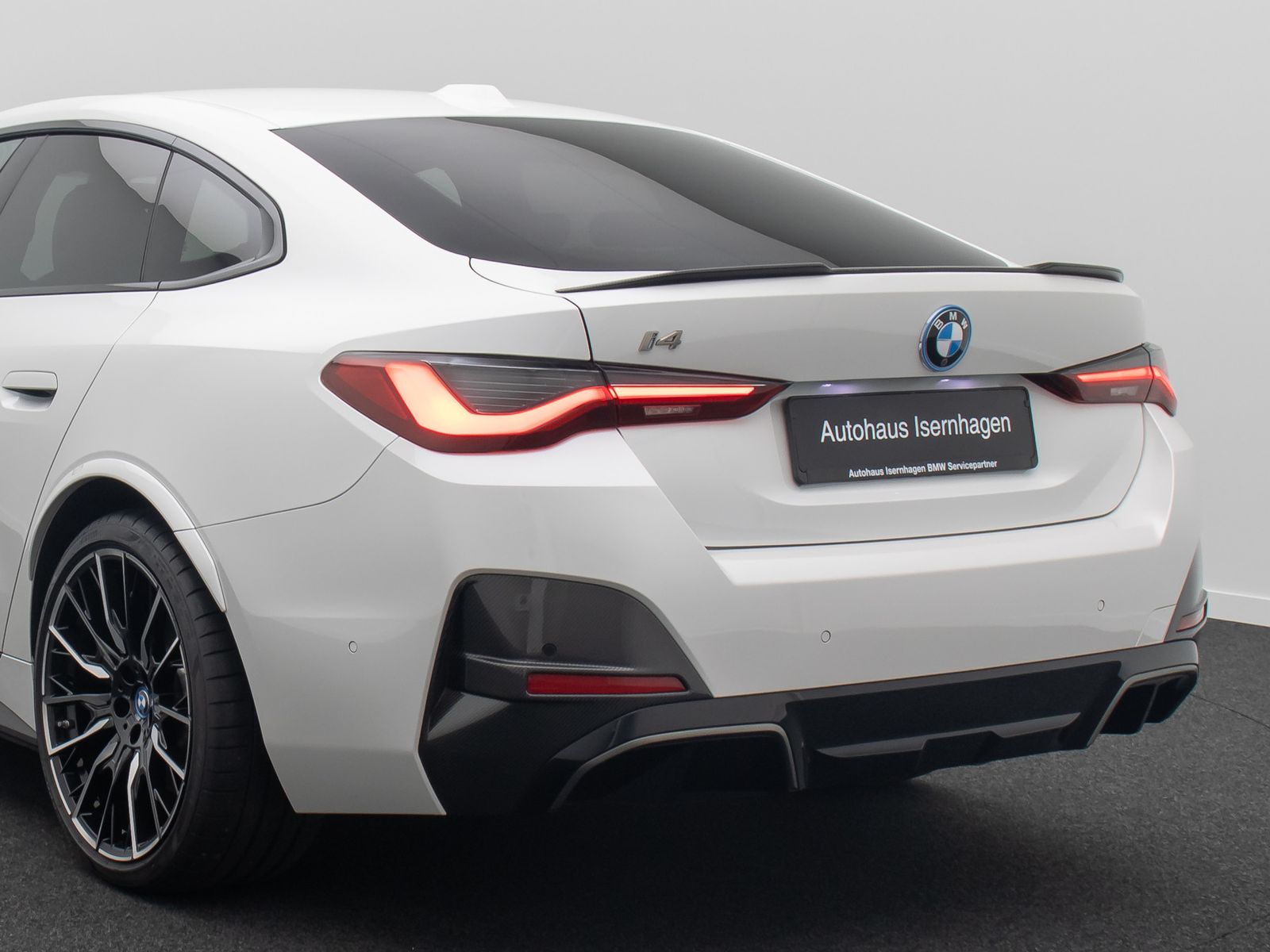 Fahrzeugabbildung BMW i4 M50 Kamera DAB AHK DriveAss Memory H/K 20Zoll