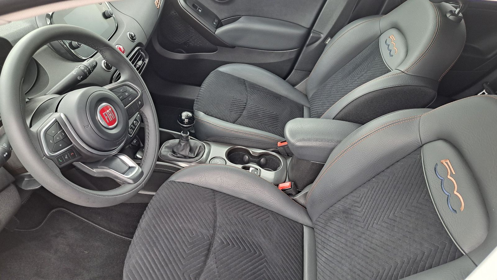 Fahrzeugabbildung Fiat 500X 120th