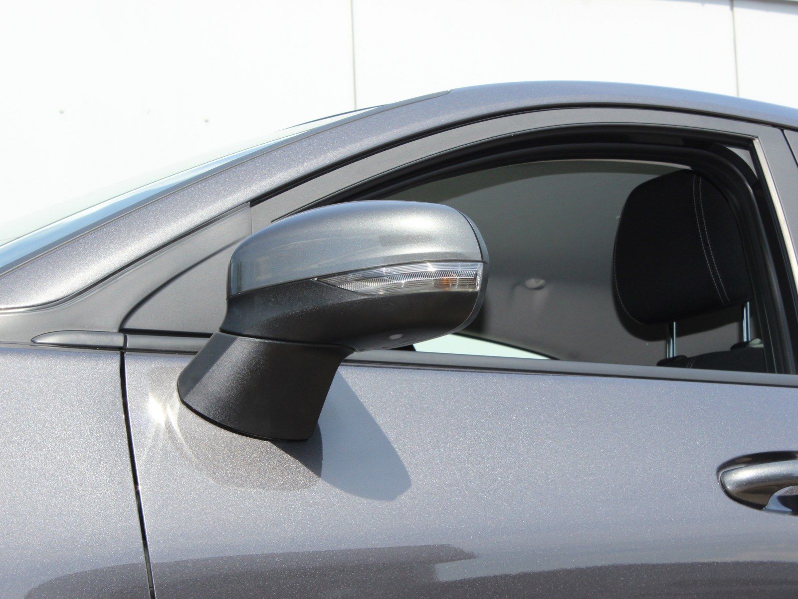 Fahrzeugabbildung Ford Puma Titanium 1,0 EcoBoost Mild Hybrid