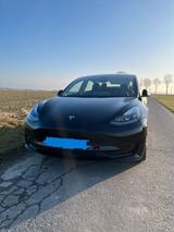 Tesla Model 3 Hinterradantrieb RWD  - Tesla aus 2022