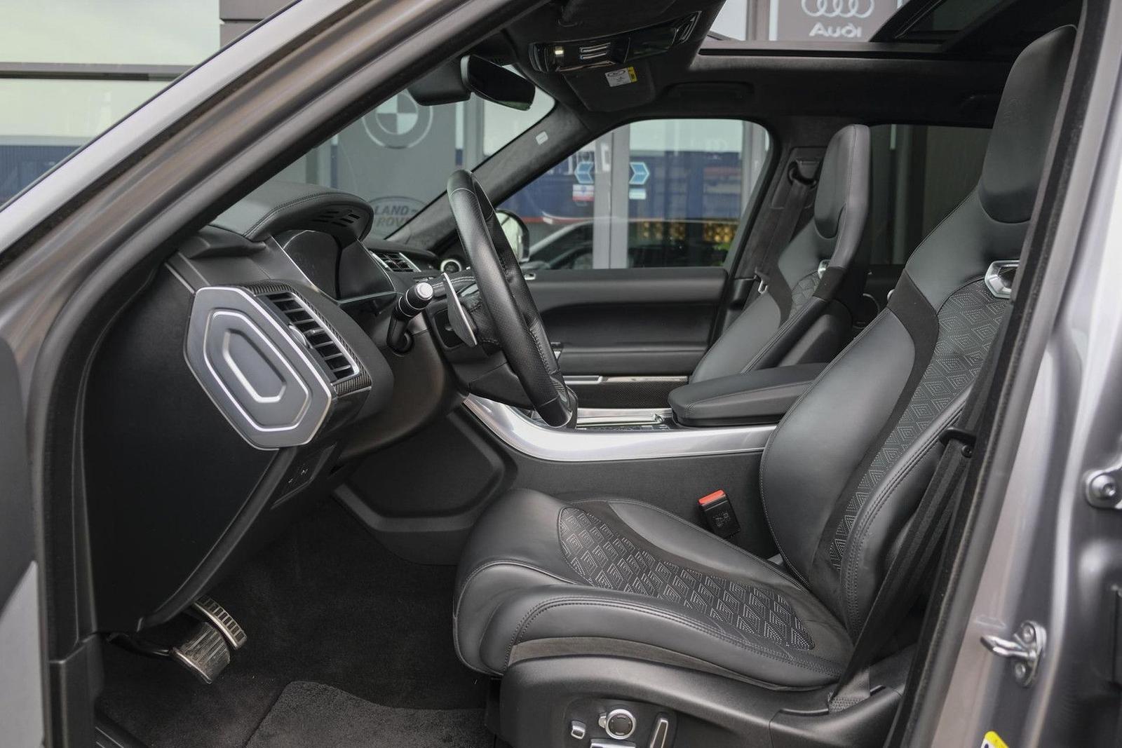 Land Rover Range Rover Sport P575 SVR 575pk panorama dach *