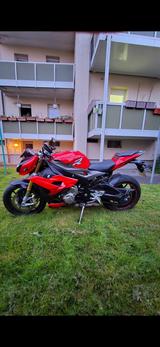 BMW S1000R (EURO3)  - Motorräder in Herne