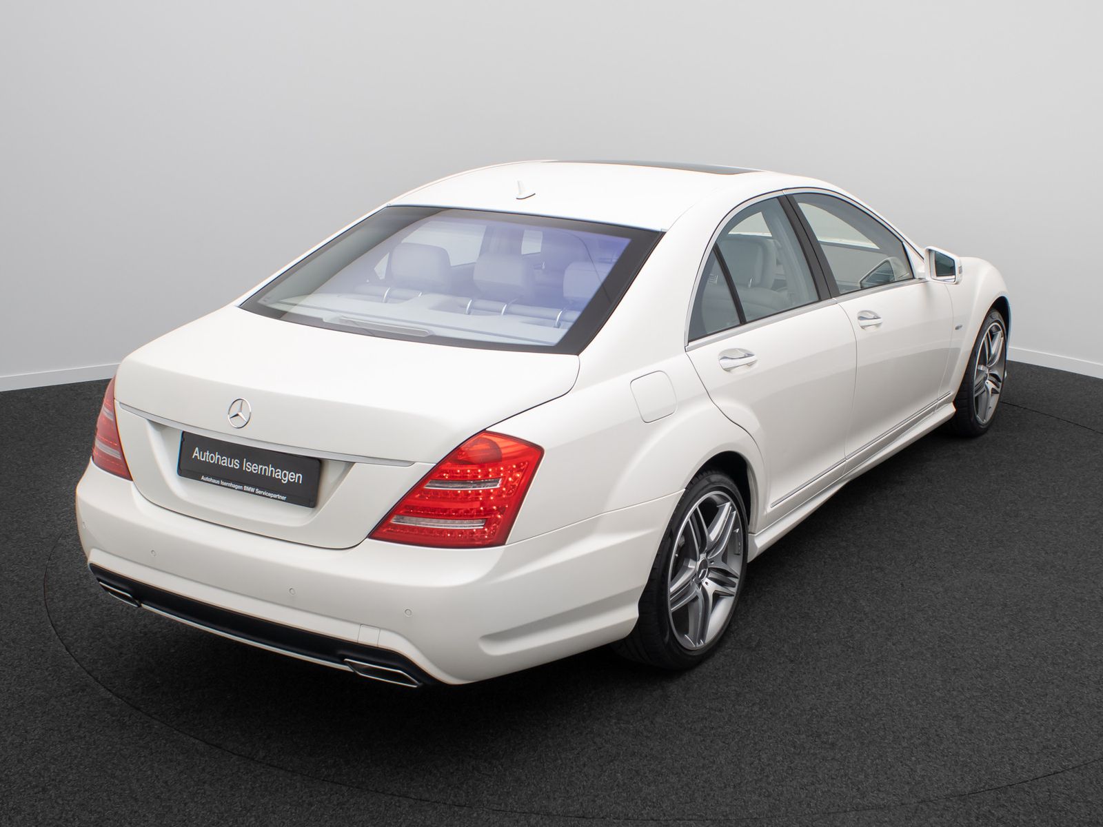 Fahrzeugabbildung Mercedes-Benz S 500 4MATIC AMG-Line Kamera Massage HiFi 19Zoll