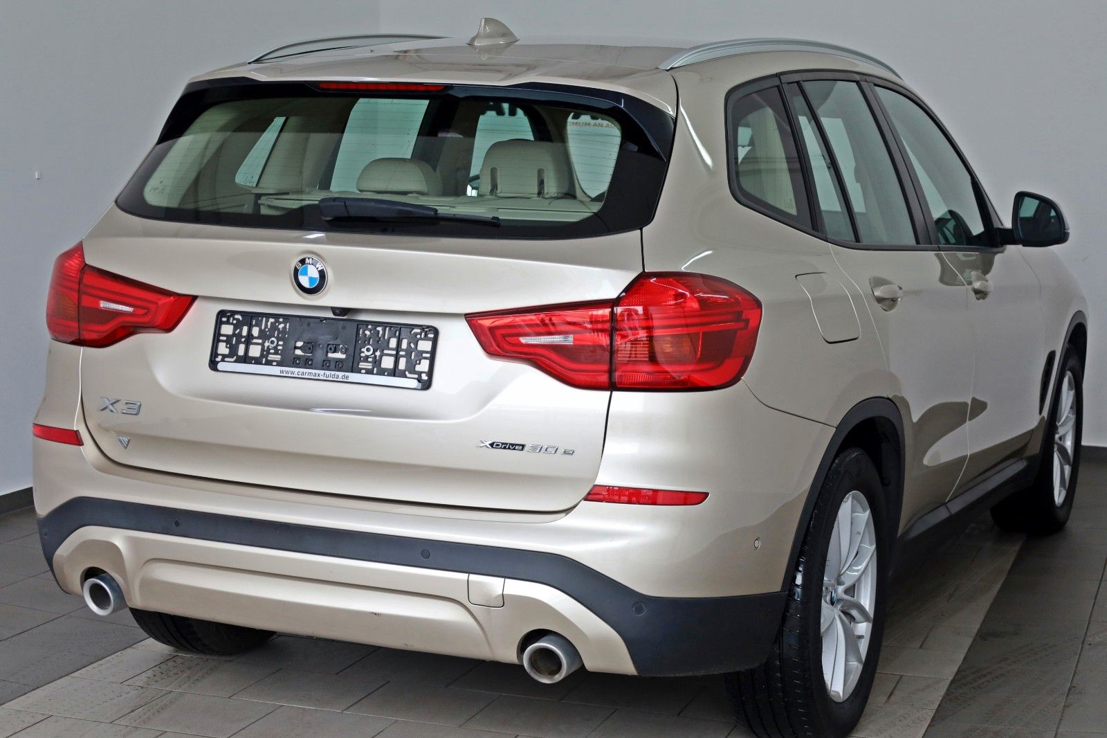 Fahrzeugabbildung BMW X3 xDrive 30e Advantage,Leder,Navi,LED,Kamera,SH