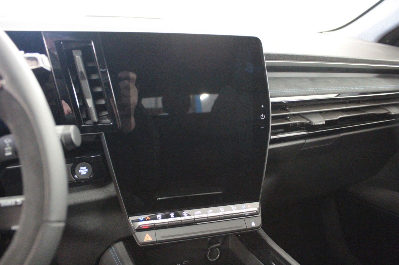 Fahrzeugabbildung Renault Austral Mild Hybrid 160 Iconic Esprit Alpine Aut