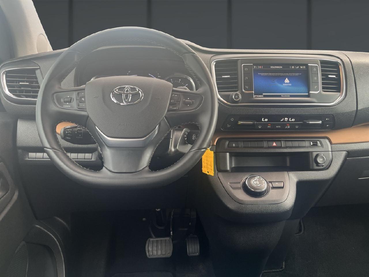 Toyota Proace Verso L2 Team Deutschland