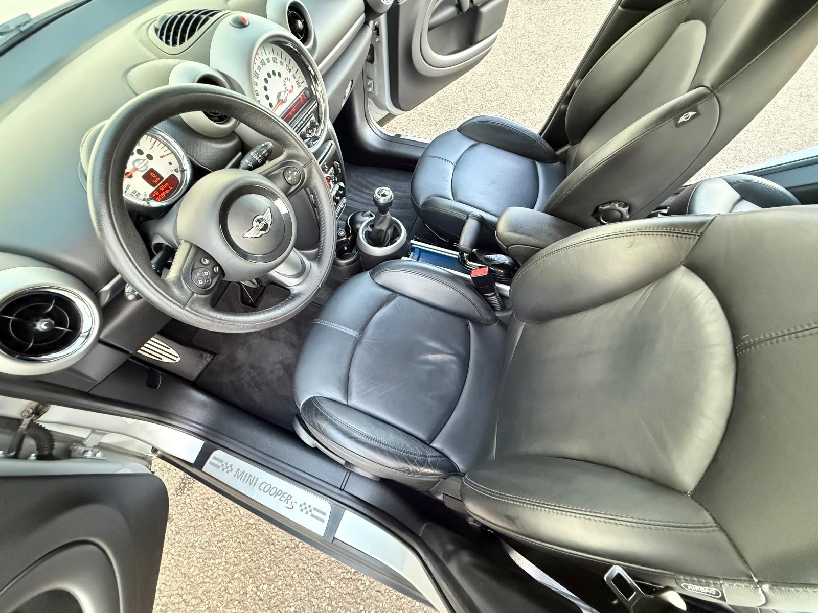 MINI Cooper S Countryman ALL4/XENON/LEDER/PDC/TOP